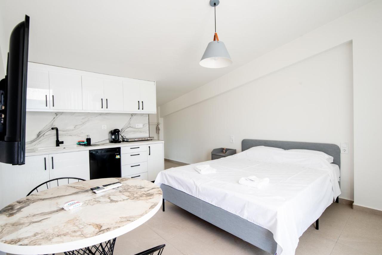 Ennea Suites-Null Suite Flámbouras Kültér fotó